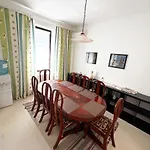 فيلة Bella Vista *